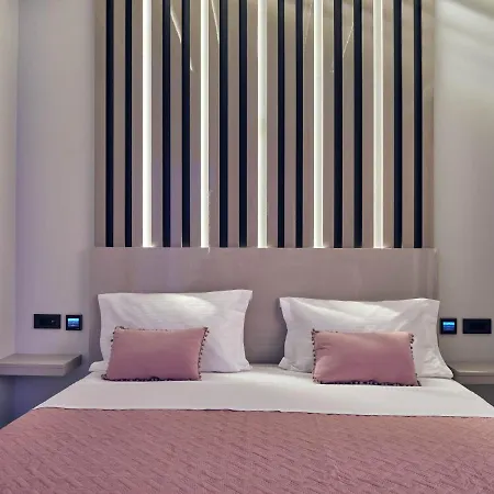 Savvas & Joanna Boutique Apartament
