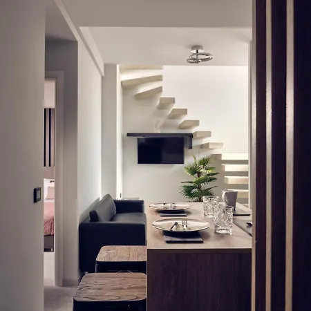 Savvas & Joanna Boutique Apartament *
