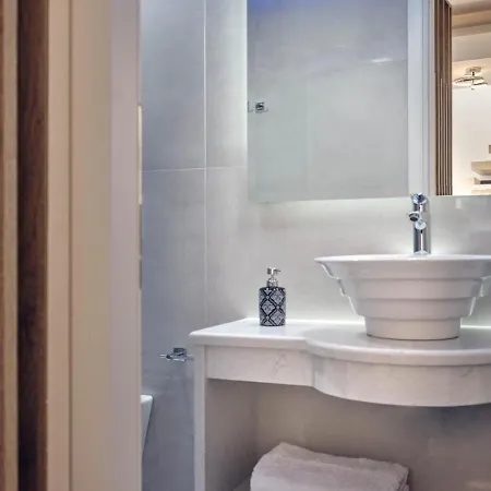 Savvas & Joanna Boutique Apartamento Laganas