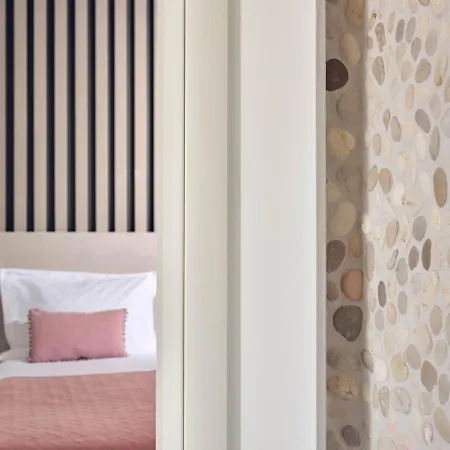 Savvas & Joanna Boutique *